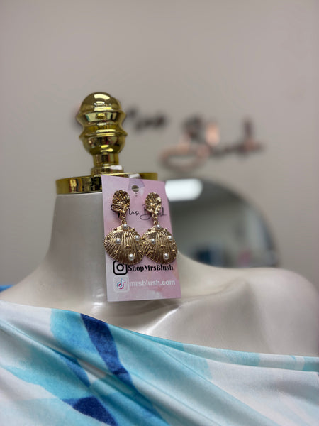 GOLDEN TIDE PEARL DROP EARRINGS