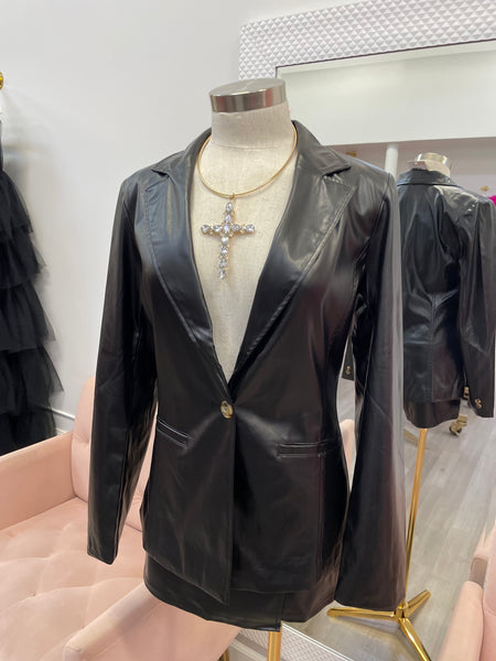 KIM BLAZER