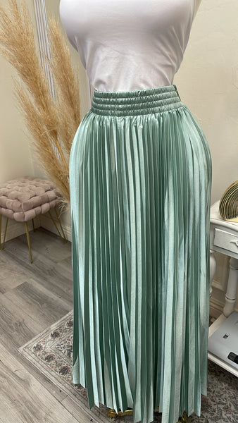 ISABELLE PLEATED SATIN MIDI- MINT