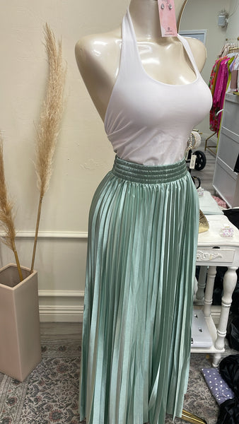ISABELLE PLEATED SATIN MIDI- MINT