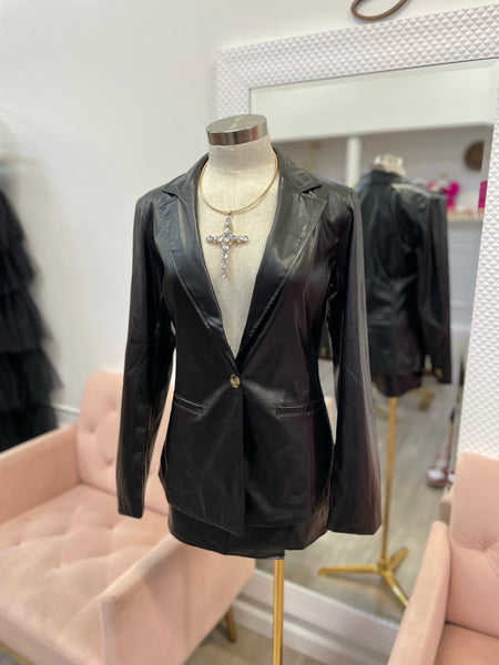 KIM BLAZER