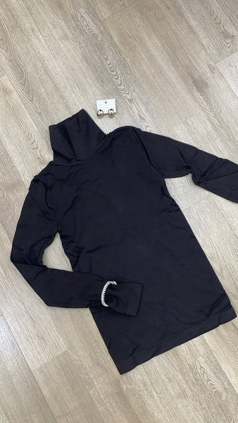 SMOOTH TURTLENECK- BLACK