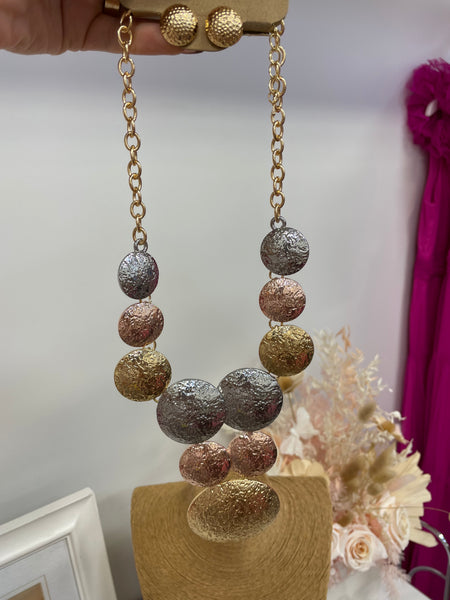 CHARLOTTE NECKLACE SET