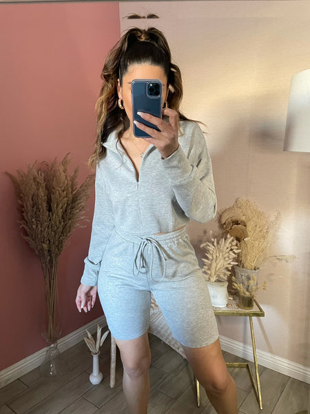 LESLIE SET- H. GREY