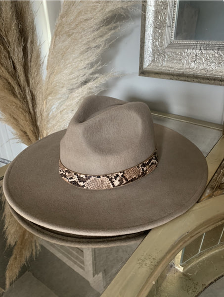 DESERT HIGHWAY HAT- MOCHA