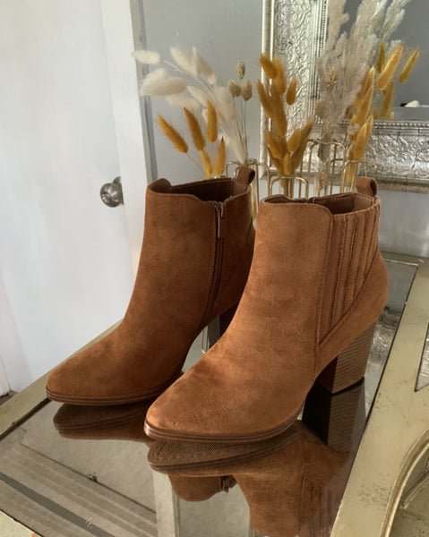KOURT BOOTS