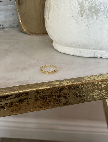 'MAMA' GOLD DIPPED RING