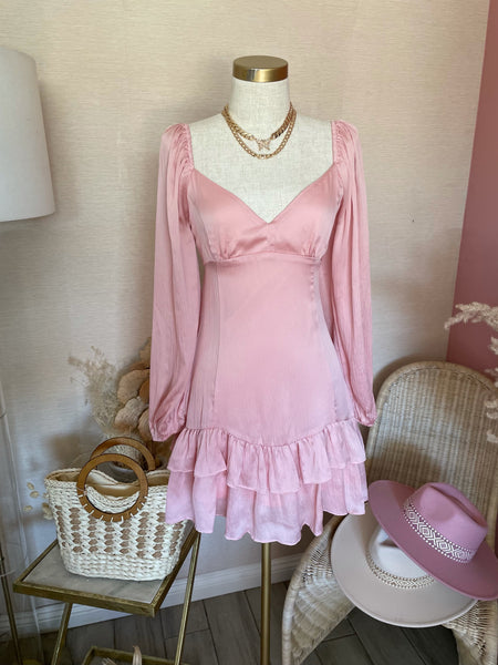 ALYSSA SWEETHEART NECKLINE DRESS